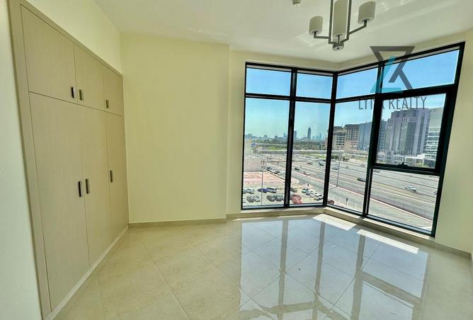 77385148 - Property Image 3