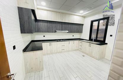 Villa - 5 - 6 for sale in Al Zaheya Gardens - Al Zahya - Ajman