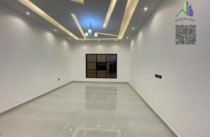 Villa - 5 - 6 for sale in Al Zaheya Gardens - Al Zahya - Ajman