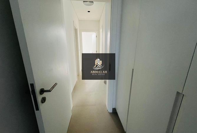 68276947 - صورة العقار 3