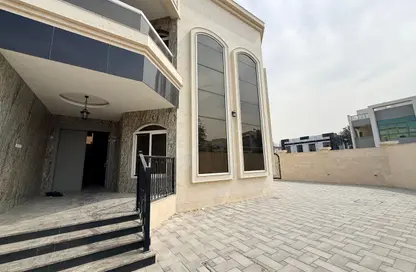 Villa - 3 Bedrooms - 5 Bathrooms for rent in Al Jazzat - Al Riqqa - Sharjah