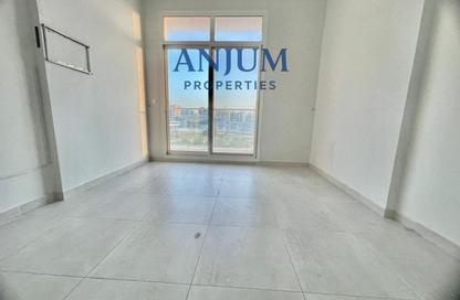 Apartment - 2 - 3 for rent in Amrico Residence - Al Jaddaf - Dubai Apartment - 2 - 3 for rent in Amrico Residence - Al Jaddaf - Dubai