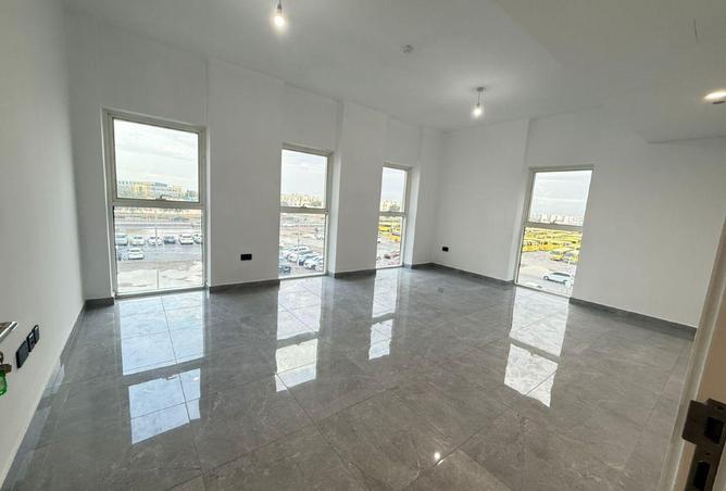 70708927 - صورة العقار 2