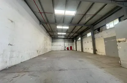 مستودع - استوديو - 1 حمام للايجار في بناء الصناعية 13 - منطقة رقم 13 - المنطقة الصناعية بالشارقة - الشارقة