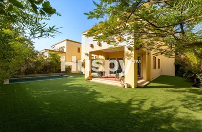 Villa - 3 Bedrooms - 4 Bathrooms for sale in District 7 - Jumeirah Park - Dubai