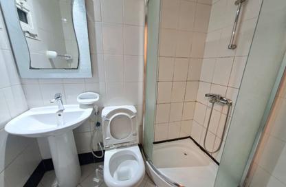 Apartment - Studio - 1 Bathroom for rent in Safia Tower - Al Majaz 3 - Al Majaz - Sharjah Apartment - Studio - 1 Bathroom for rent in Safia Tower - Al Majaz 3 - Al Majaz - Sharjah