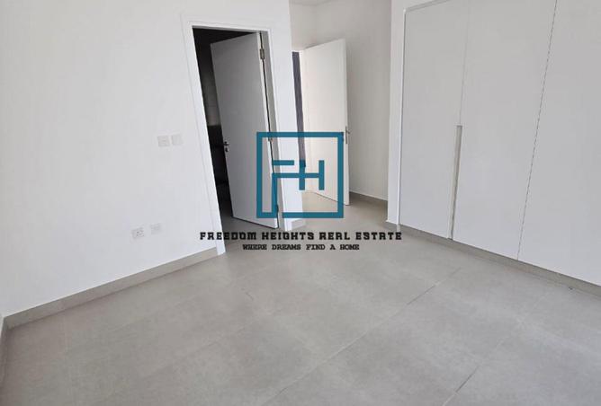84087293 - Property Image 3
