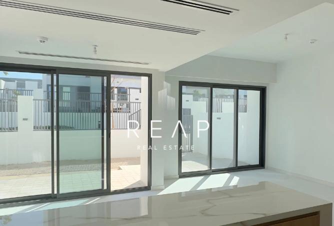 73849219 - Property Image 3