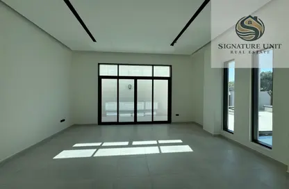 Villa - 5 Bedrooms - 7 Bathrooms for rent in Nad Al Sheba Villas - Nad Al Sheba 3 - Nad Al Sheba - Dubai