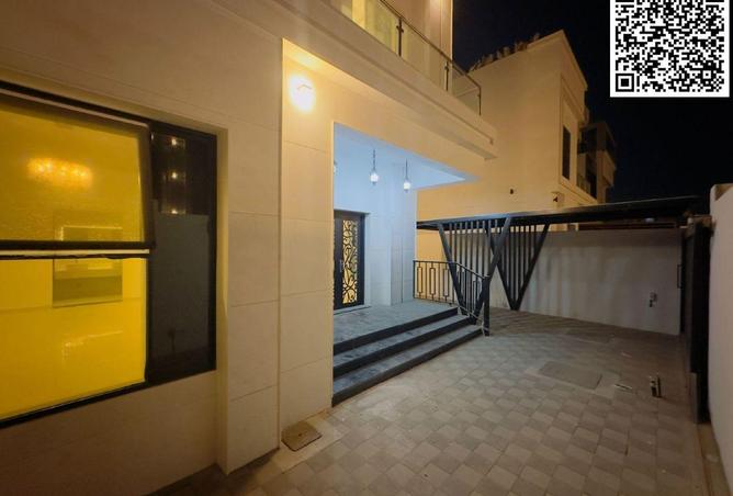 63282375 - Property Image 2