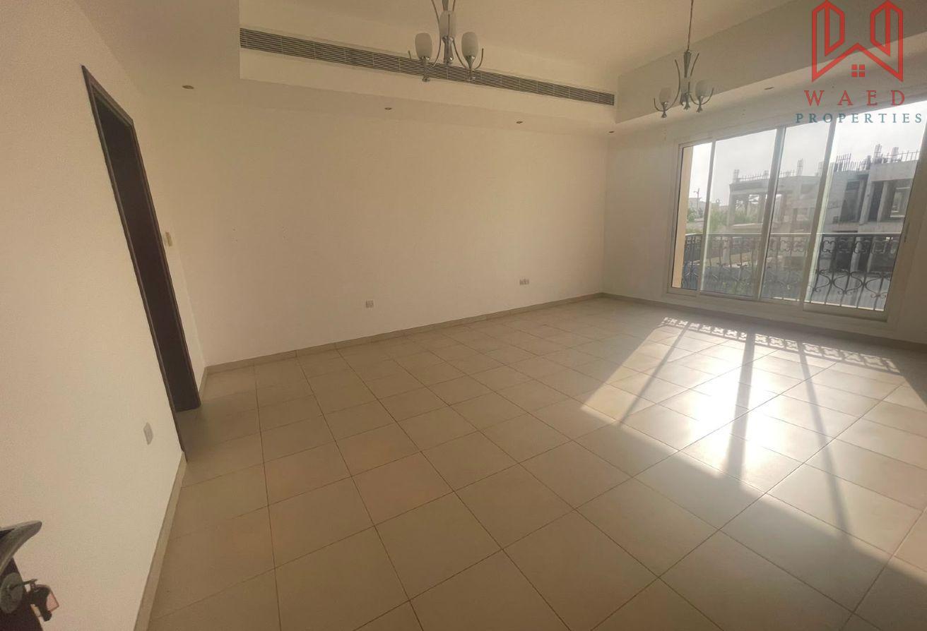 Modern 5BR Villa | Private Garden | Shared Pool photo 11