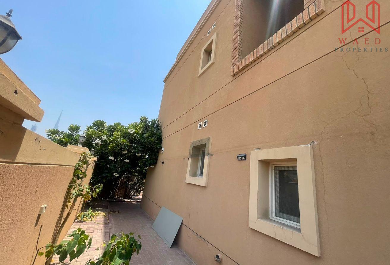 Modern 5BR Villa | Private Garden | Shared Pool photo 14