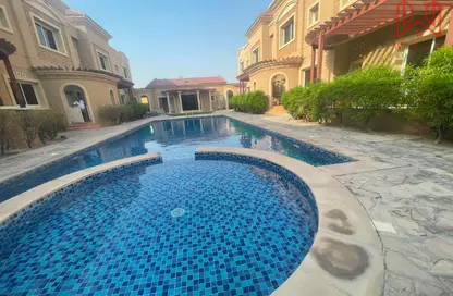 Villa - 5 Bedrooms - 5 Bathrooms for rent in Jumeirah 2 Villas - Jumeirah 2 - Jumeirah - Dubai