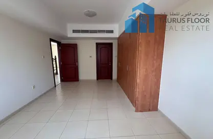 Villa - 4 Bedrooms - 5 Bathrooms for rent in Hor Al Anz Street - Hor Al Anz - Deira - Dubai