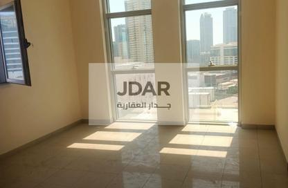 Apartment - 4 Bedrooms - 6 Bathrooms for rent in Al Dana Tower - Al Majaz 3 - Al Majaz - Sharjah Apartment - 4 Bedrooms - 6 Bathrooms for rent in Al Dana Tower - Al Majaz 3 - Al Majaz - Sharjah