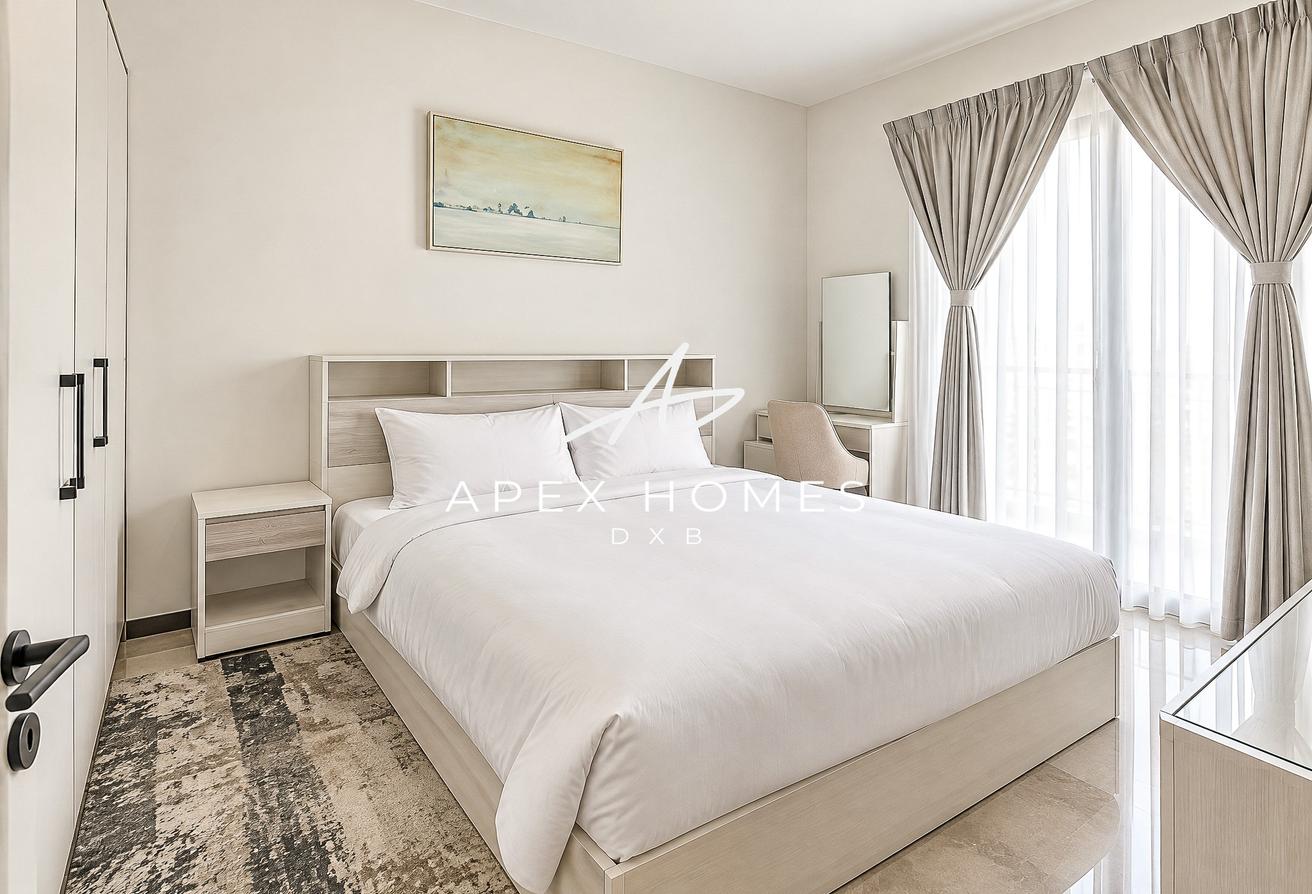 Upgraded | Fully-Furnished | Large Corner Plot photo 7