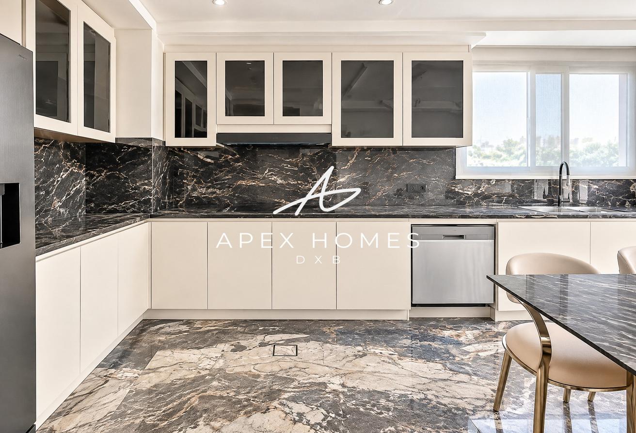 Upgraded | Fully-Furnished | Large Corner Plot photo 4