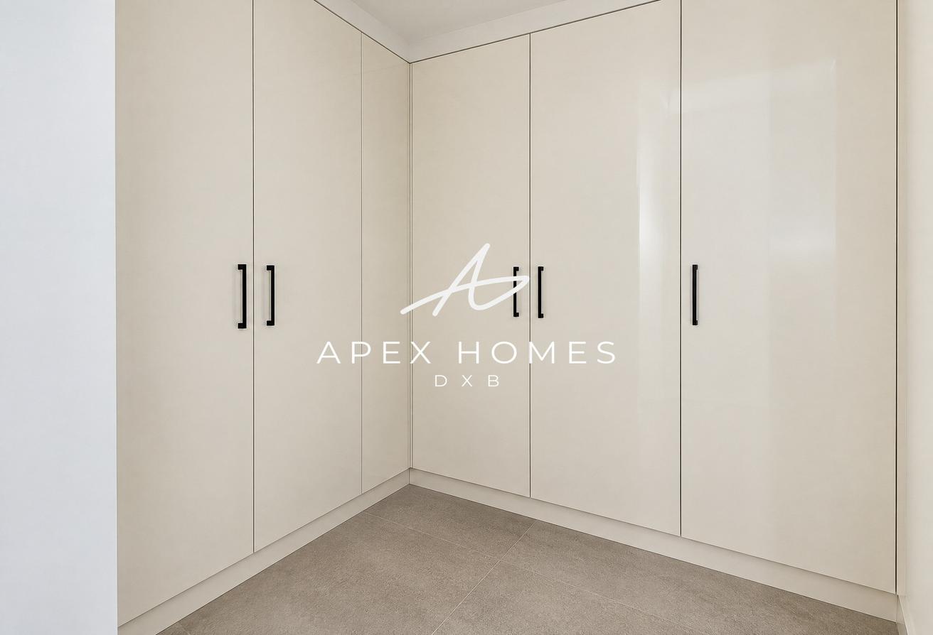 Upgraded | Fully-Furnished | Large Corner Plot photo 14
