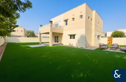 Villa - 4 Bedrooms - 4 Bathrooms for rent in Meadows 9 - Meadows - Dubai