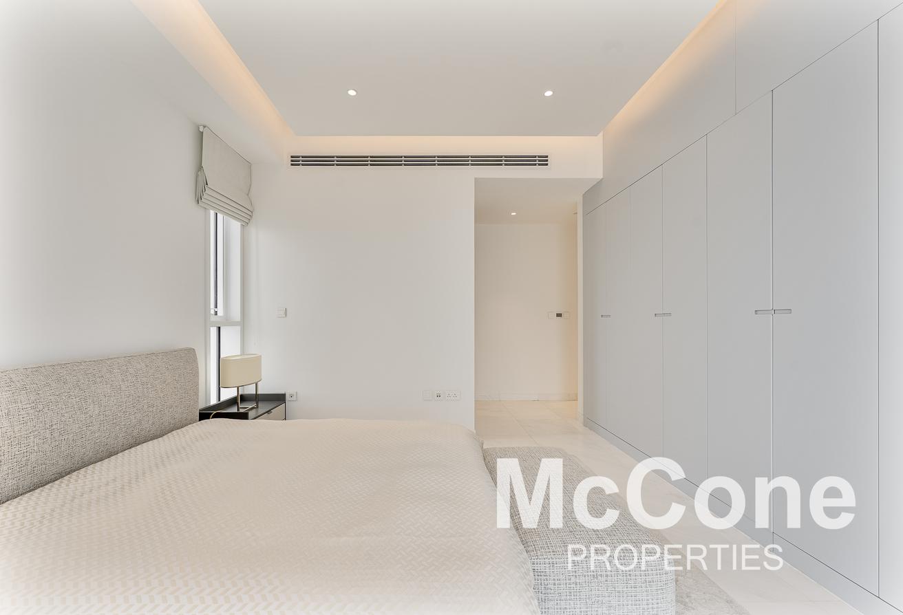 Ultra Luxury | Full Sea View | Rare Opportunity photo 9