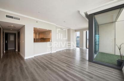Apartment - 3 Bedrooms - 3 Bathrooms for sale in Burj Vista Tower 1 - Burj Vista - Downtown Dubai - Dubai