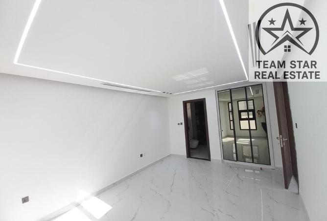 54504922 - Property Image 2