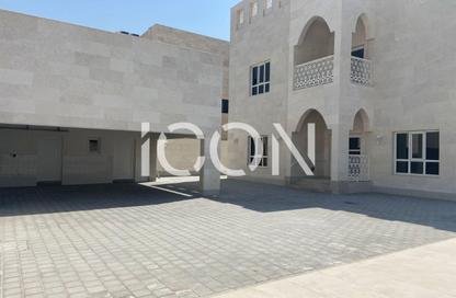 Villa - 6 Bedrooms - 7+ Bathrooms for rent in Nad Al Sheba 4 - Nad Al Sheba - Dubai