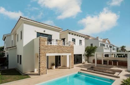 Villa - 5 Bedrooms - 5 Bathrooms for rent in Lime Tree Valley - Jumeirah Golf Estates - Dubai