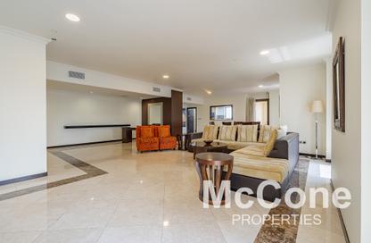 Apartment - 4 Bedrooms - 5 Bathrooms for rent in Murjan 4 - Murjan - Jumeirah Beach Residence - Dubai