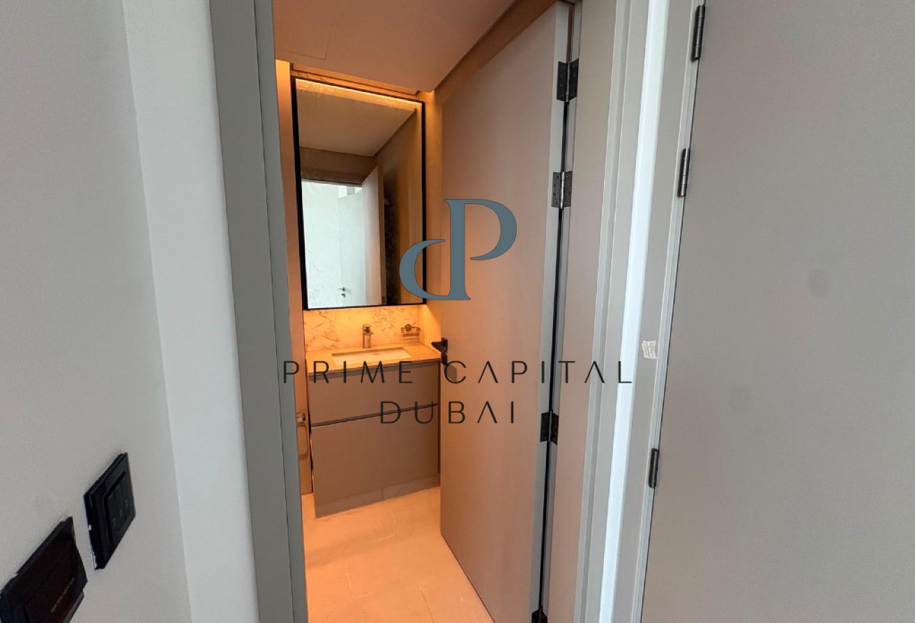 Vacant 1BR | Downtown City View | Rent Negotiable photo 6