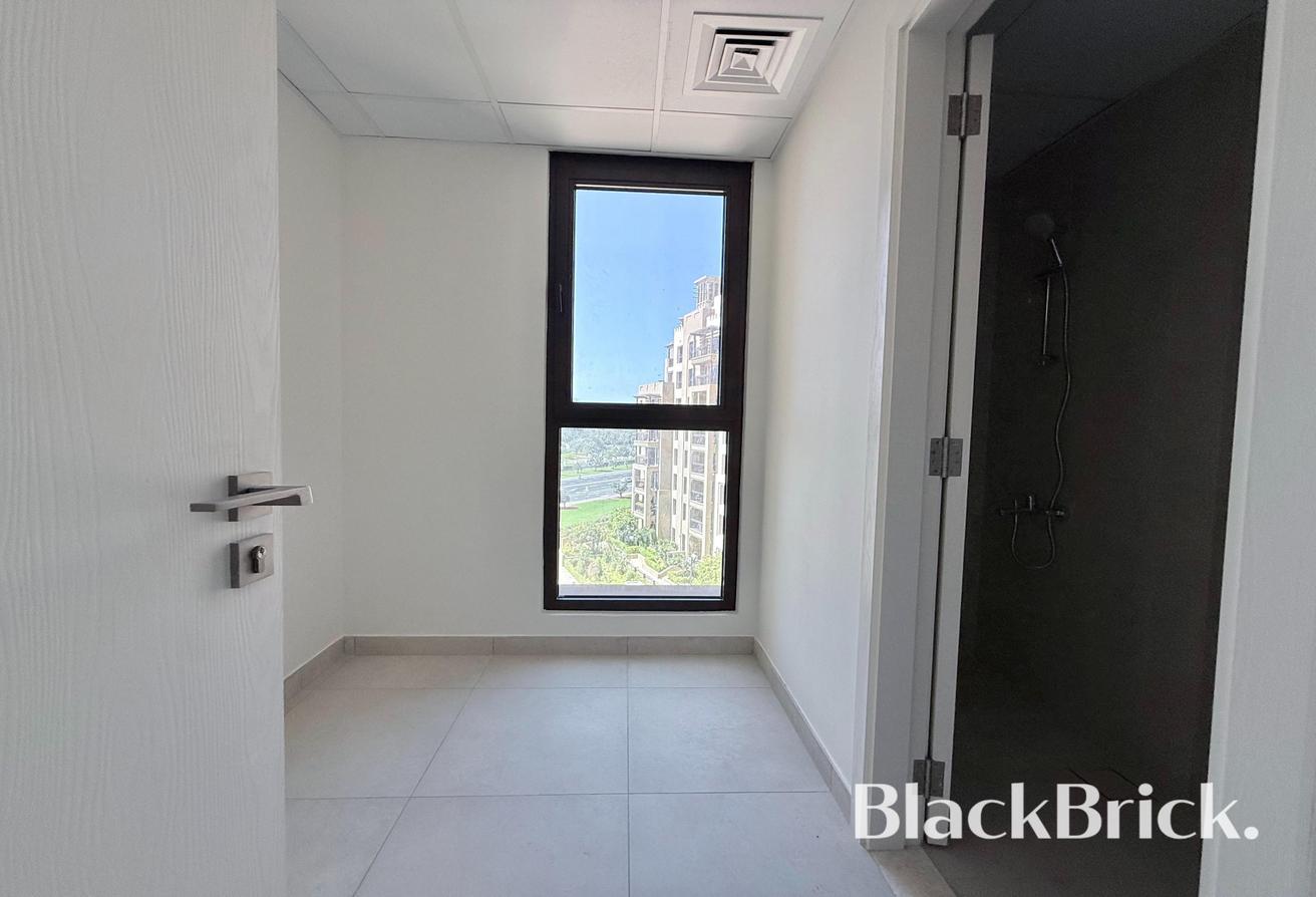 Unfurnished 3BR|Maids room|Laundry room|Pool View photo 7