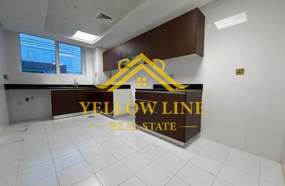 Apartment - 2 - 4 for rent in Al Seef - Al Raha Beach - Abu Dhabi