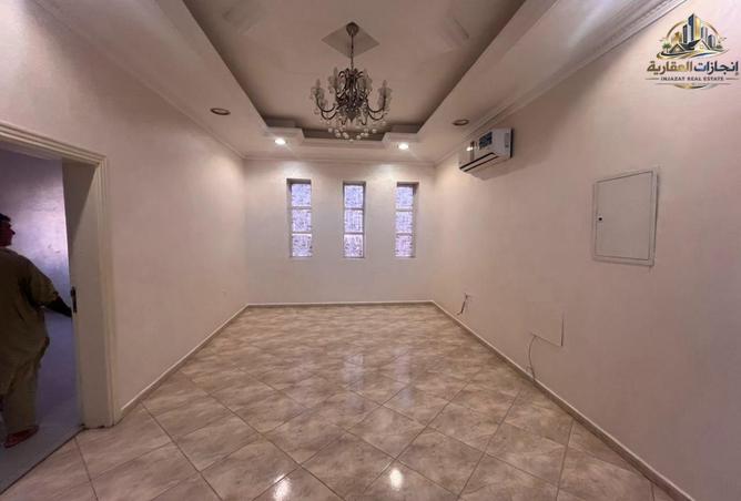 102411102 - Property Image 3