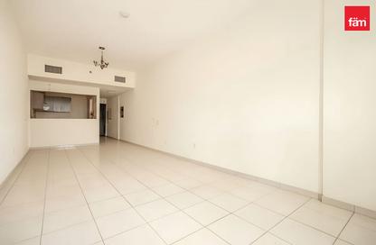 Apartment - 1 Bedroom - 2 Bathrooms for rent in Mazaya 27 - Queue Point - Liwan - Dubai