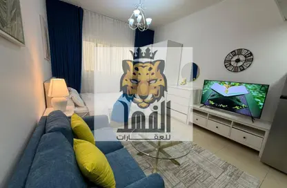 Apartment - Studio - 1 Bathroom for rent in Jasmine Towers - Garden City - Ajman