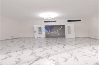 Apartment - 2 Bedrooms - 2 Bathrooms for rent in Airport Road - Abu Dhabi
