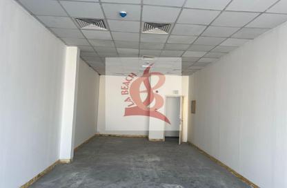 Office Space - Studio - 1 Bathroom for rent in Umm Ramool - Dubai