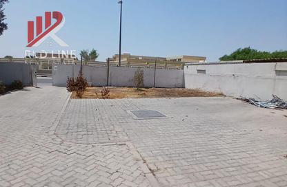Villa - 5 Bedrooms - 4 Bathrooms for rent in Al Tala'a - Mughaidir - Sharjah