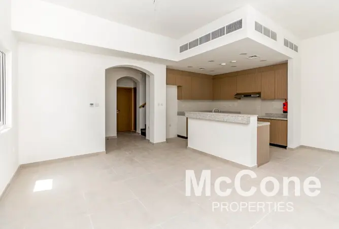 156410967 - Property Image 3