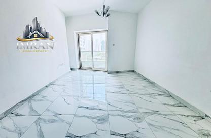 Apartment - 1 Bedroom - 2 Bathrooms for rent in New Al Taawun Road - Al Taawun - Sharjah Apartment - 1 Bedroom - 2 Bathrooms for rent in New Al Taawun Road - Al Taawun - Sharjah