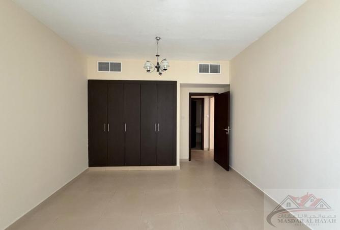 104246827 - Property Image 3