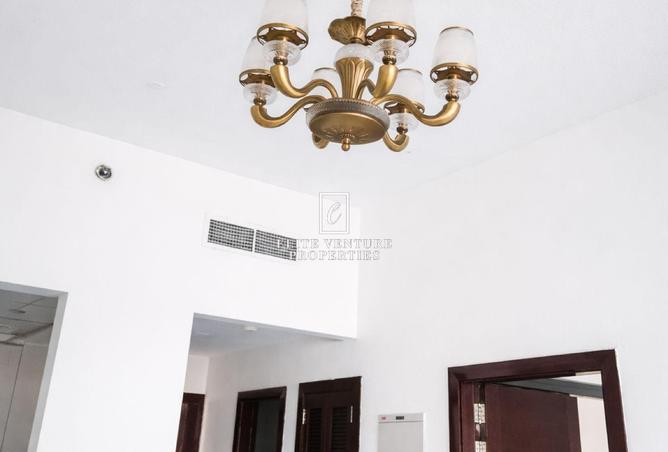 67455393 - Property Image 2