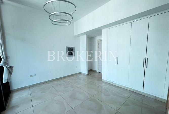 73851631 - Property Image 3