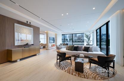Villa - 5 Bedrooms - 6 Bathrooms for sale in Garden Homes Frond O - Garden Homes - Palm Jumeirah - Dubai Villa - 5 Bedrooms - 6 Bathrooms for sale in Garden Homes Frond O - Garden Homes - Palm Jumeirah - Dubai