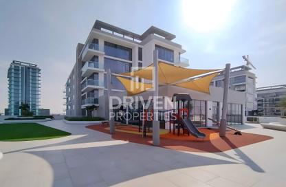 Apartment - 1 Bedroom - 2 Bathrooms for sale in Residences 6 - District One - Mohammed Bin Rashid City - Dubai