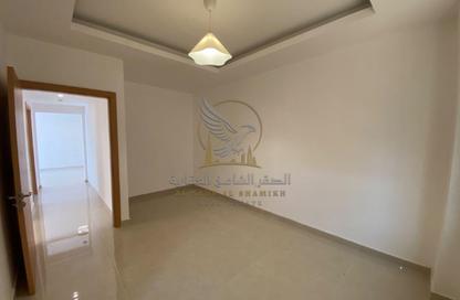 Apartment - 2 - 3 for rent in Al Jurf 3 - Al Jurf - Ajman