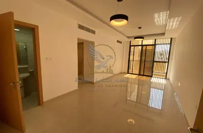 Apartment - 2 Bedrooms - 3 Bathrooms for rent in Al Jurf 3 - Al Jurf - Ajman