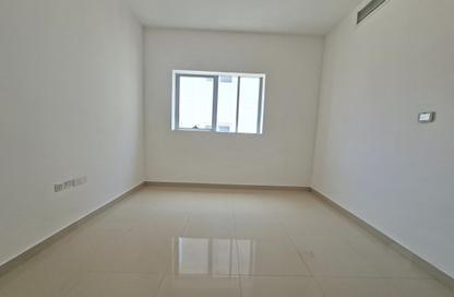 Apartment - 1 - 1 for rent in Fire Station Road - Muwaileh - Sharjah