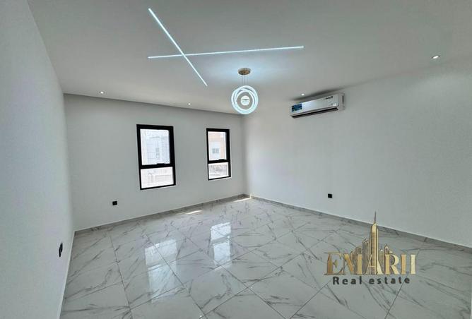 128808530 - Property Image 2