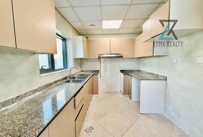 137001000 - Property Image 2